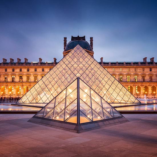 Ограбление Лувра: почему не сработала система безопасности?