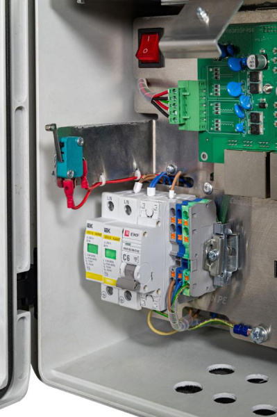 Промышленный управляемый коммутатор Mastermann MM8GPoE-2SFP-UPS